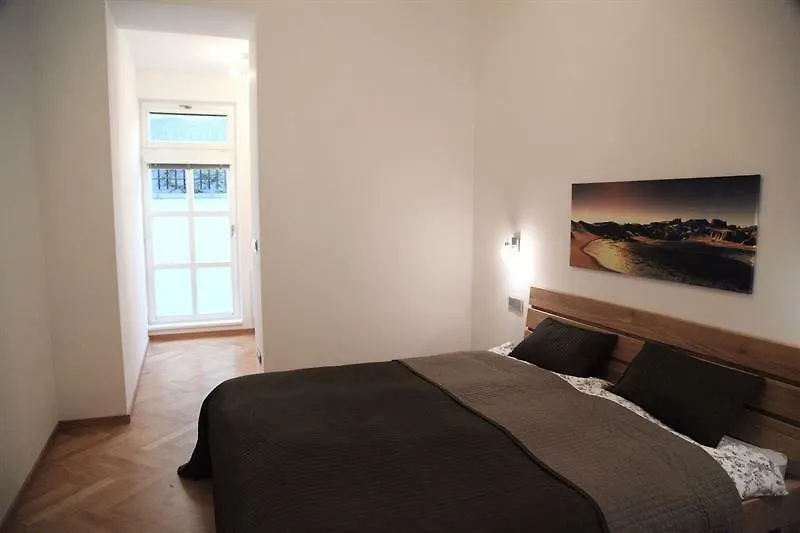 Spacious Designer Apartments Prague