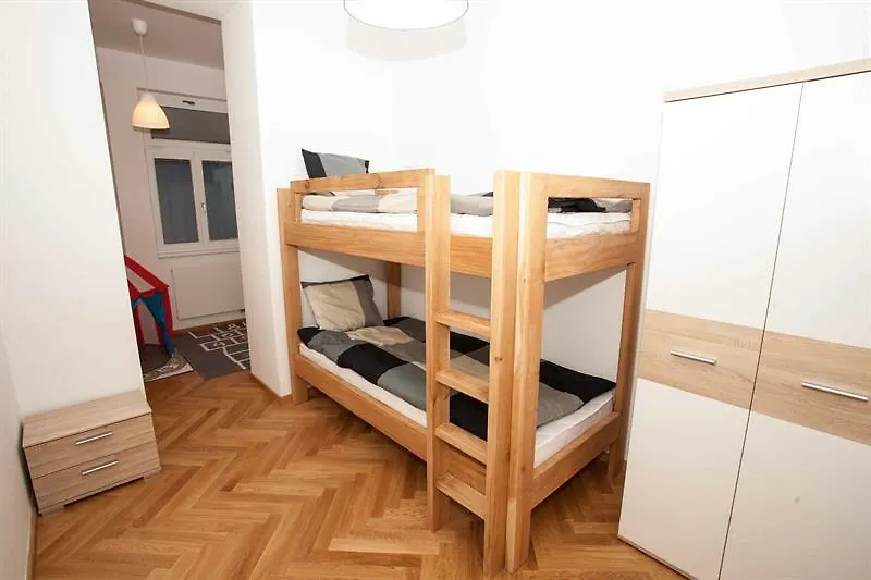 Spacious Designer Apartments Prague